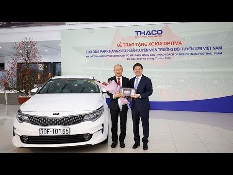 Video Lễ trạo tặng xe cho ông Park Hang Seo tại KIA Phạm Văn... - youtube