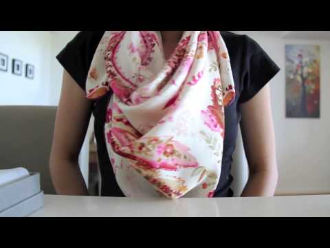 Unboxing: Silk Scarf