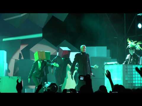 Pet Shop Boys - West End Girls - Pavia - Castello ...