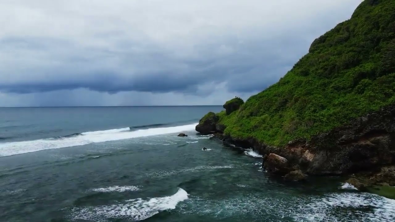 Ocean waves washing ashore. Fall asleep within 20 minutes. Relaxing waves