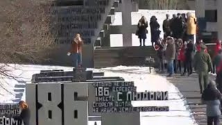 78-я годовщина трагедии в Хатыни: сгоревших заживо почтили минутой памяти