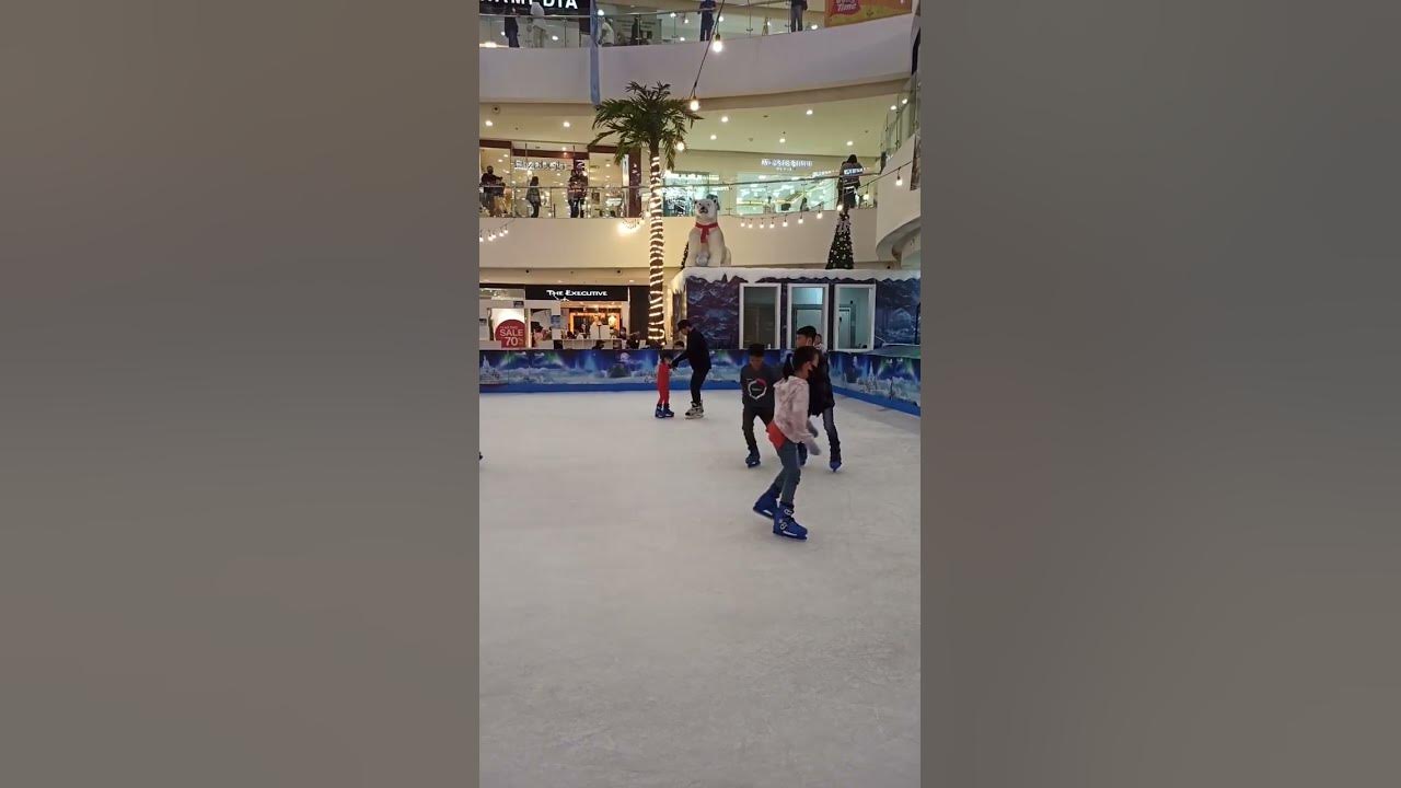 ice skating di Cibinong city mall YouTube
