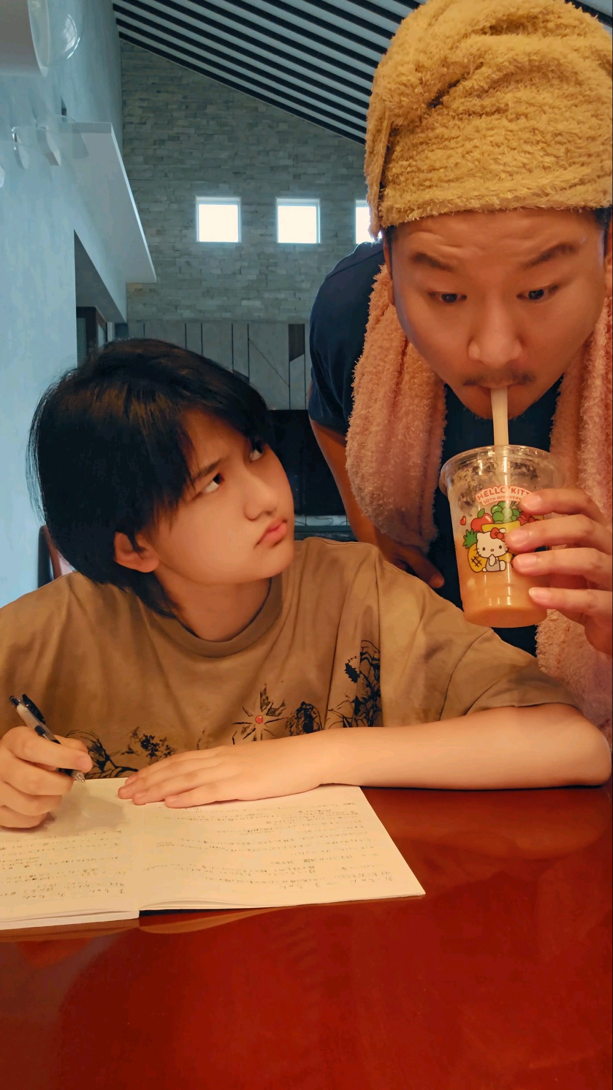 思春期の娘に…デリカシーのないパパ??#ひまわり笑劇場 #himawariちゃんねる #まーちゃんおーちゃん #shorts