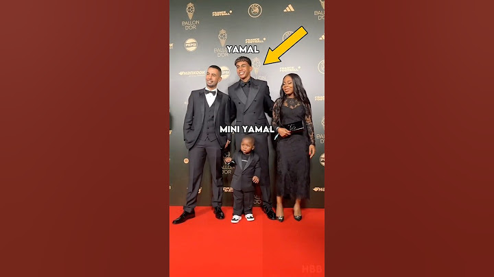 Lamine Yamal With His Family & Friends 😍