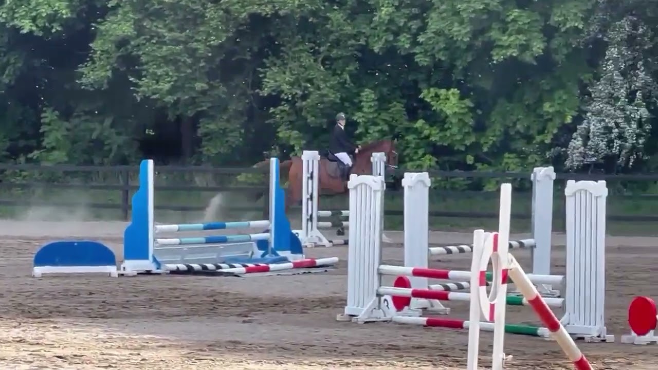 Lukas udendørs springstævne