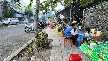 Ghé quán bán ăn sáng rẻ nhất Long Xuyên có cháo huyết 10k, hủ tiếu 15k 