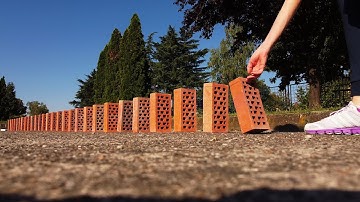 Amazing Double Domino Effect (with bricks)