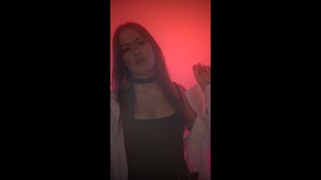 Ver Última Llave, Dellacruz - KARMA (Videoclip Oficial) en YouTube Ver Última Llave, Dellacruz - KARMA (Videoclip Oficial) en YouTube