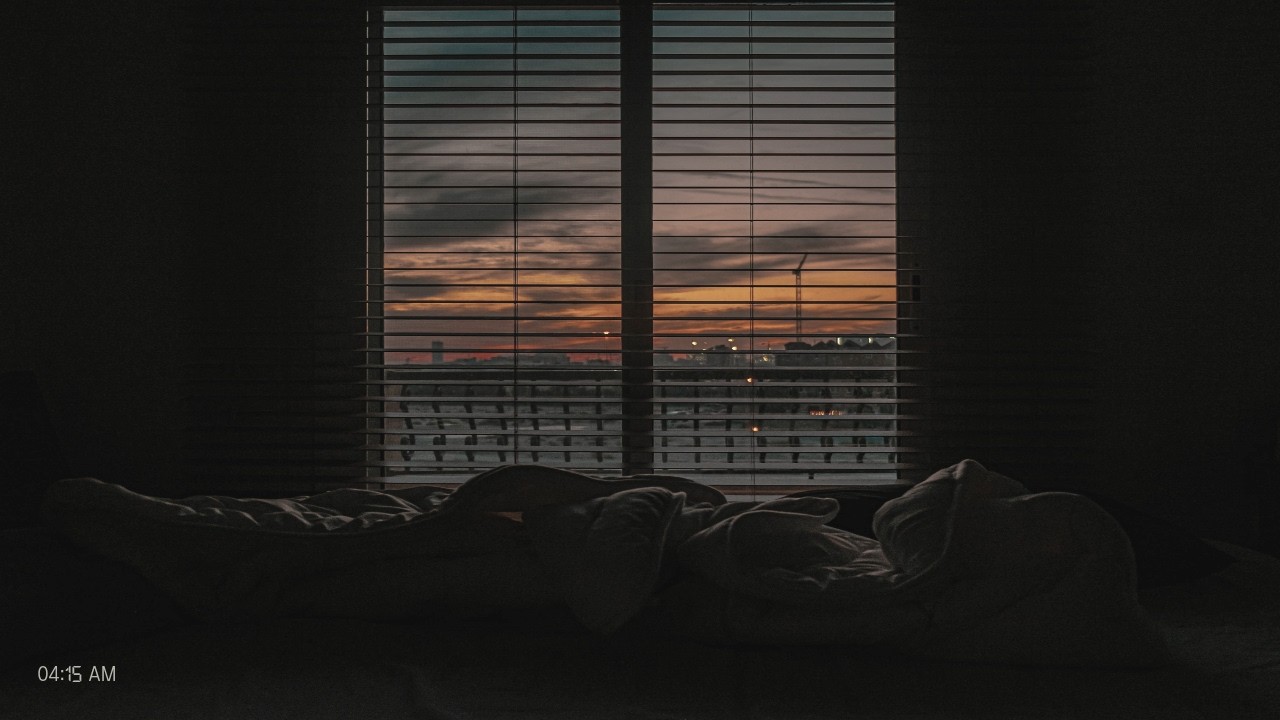 잠 못 드는 새벽