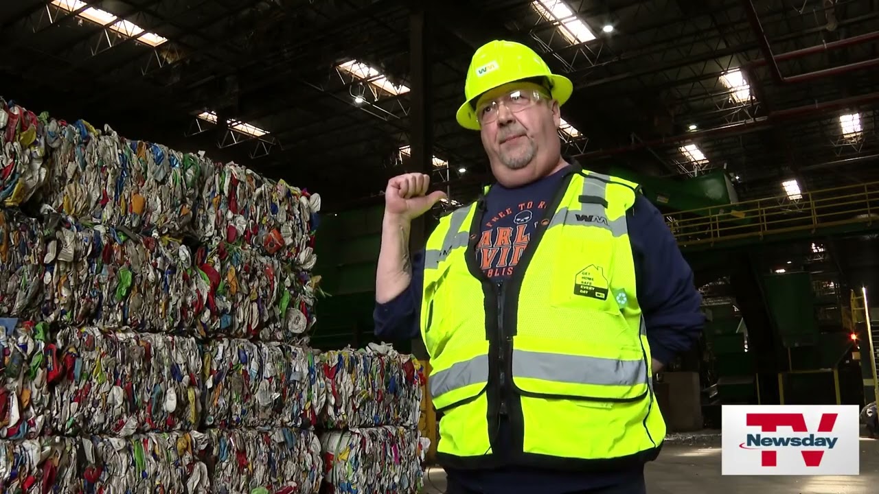 Ken gets down and dirty at a recycling facility | LI Works - YouTube