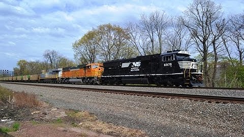 NS 400 on the NS PITL with NS / BNSF / CREX lashup