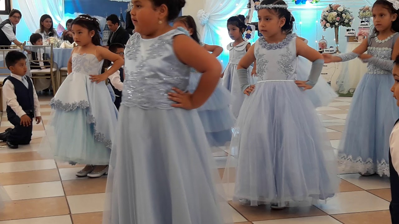 Un mundo ideal baile promocion inicial