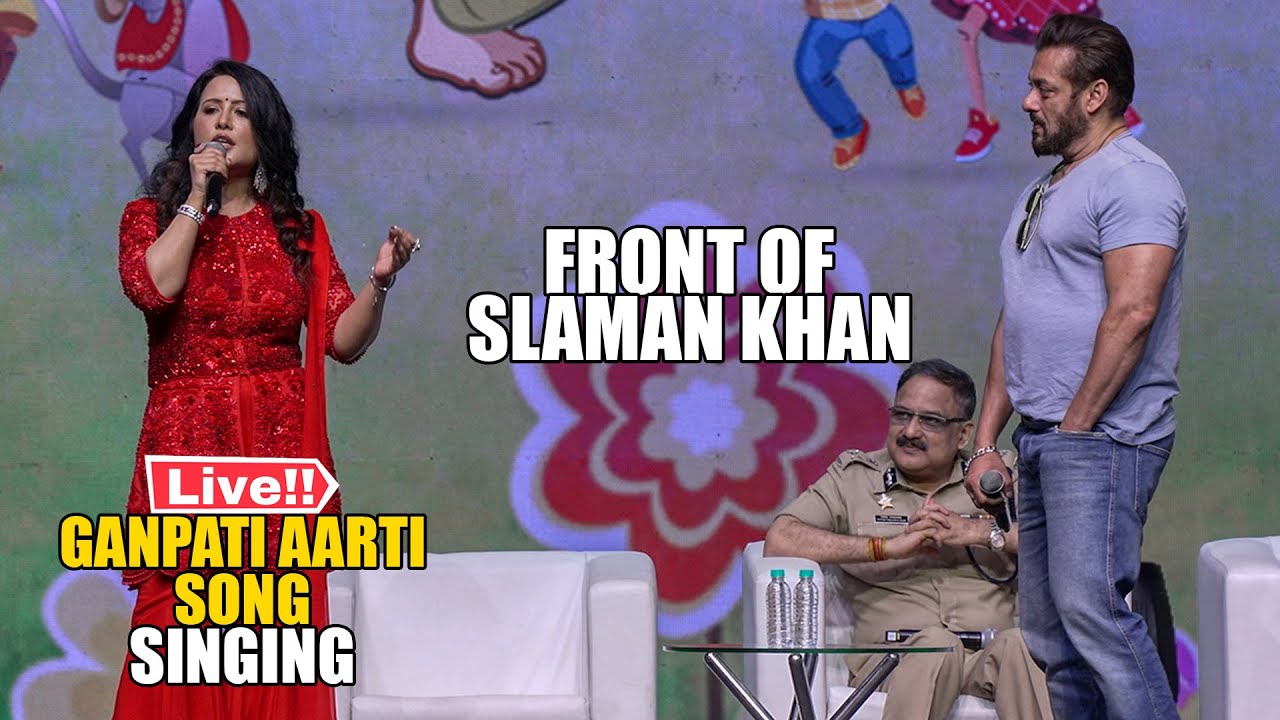 Amruta Fadnavis Singing LIVE Om Gang Ganpataye Namo Namah in Front Of Salman Khan