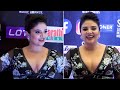 Anchor Sreemukhi looks stunning at SIIMA event