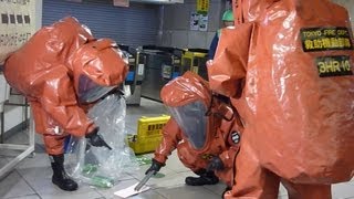 新宿駅で化学テロ訓練  小田急と警察、消防
