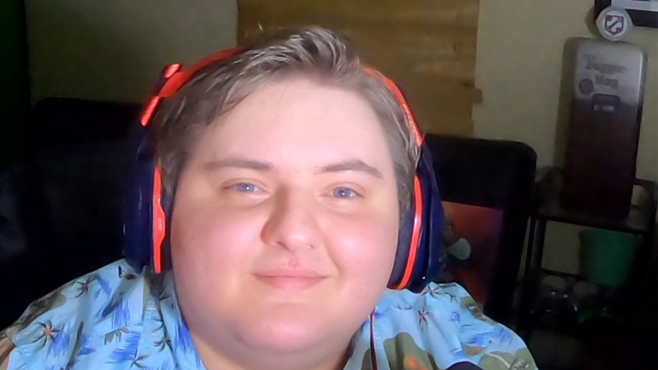 Nicholas Deorio commentator of the year... - YouTube