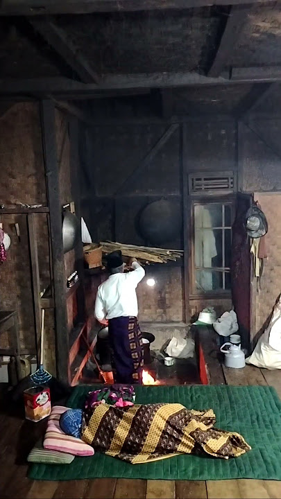 saat tengah malam jum'at kliwon saat tidur nyenyak di dapur kampung