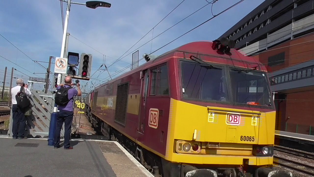 camera iphone 8 plus apk **RARE** EWS liveried 60065 drags 66096 and 66140 through Doncaster, ECML: 01/09/2018