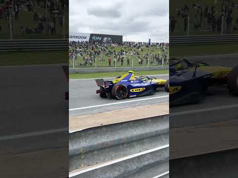 It’s an uphill climb 😬 #FormulaE #Motorsport #Racing