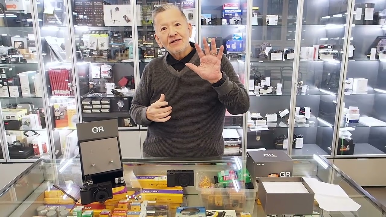 NOC-TIPS - RICOH GR IV Monochrome BOX Opening DEMO Unit