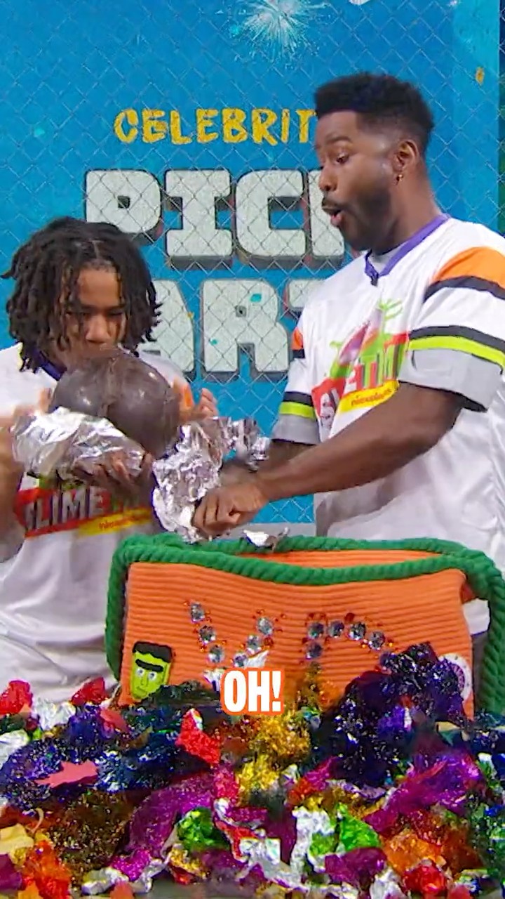 Young Dylan SMASHES chocolate to find his pick! | SlimeTime #Shorts