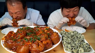 Braised spicy cow foot & Rice balls - Mukbang eating show