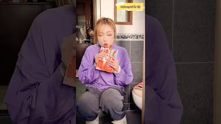 Khi Đang Ăn Que Cay Lại Có Đám Bạn Thân Qua Chơi! #mukbang #food #anuong #anvat #shorts