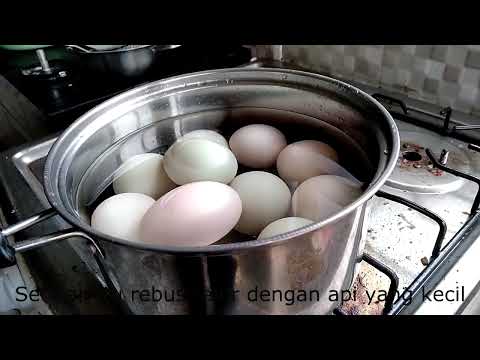 MUDAH BANGET! CARA MEMBUAT TELUR ASIN DENGAN BATU BATA MUDAH BANGET! CARA MEMBUAT TELUR ASIN DENGAN BATU BATA