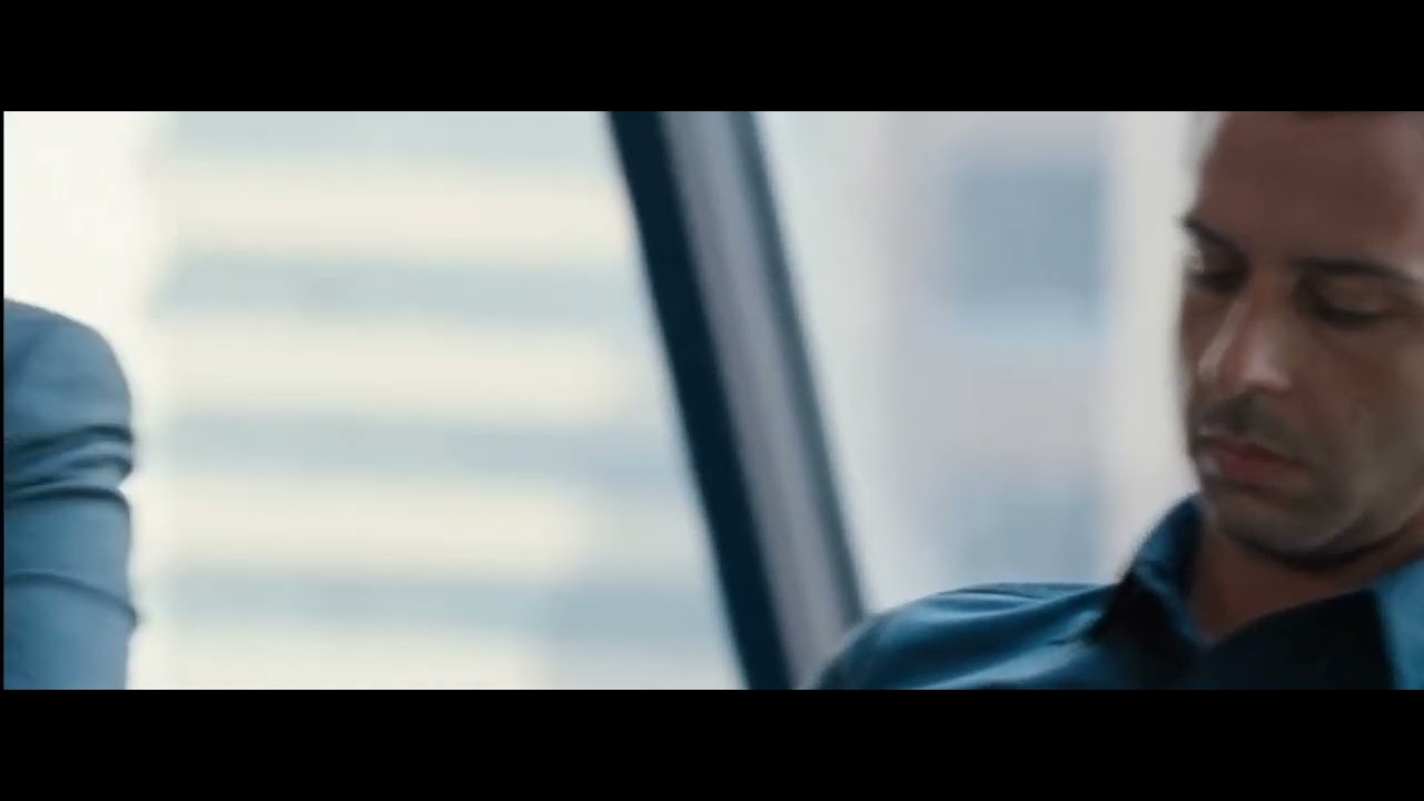 The Big Short - That's a nice shirt, do they make it for men?