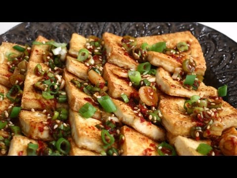 Cooking Korean food: 2 tofu sidedishes | Maangchi
