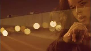 Nell & The Flaming Lips - Into My Arms (Official Video)