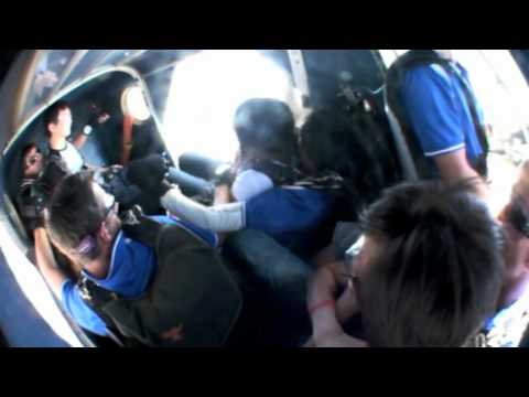 Crazy skydive in CAIRNS!!!!