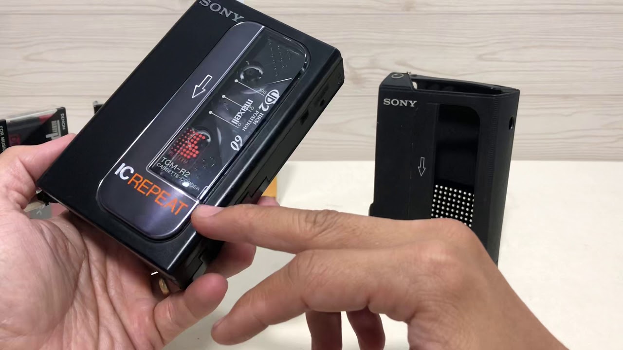 Cassette cầm tay Sony TCM-R2 siêu đẹp. 💵 💵 💵 : 2.000.000đ