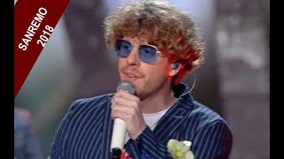 Video thumbnail of "LO STATO SOCIALE - Una vita in vacanza (San Remo 2018 Live)"