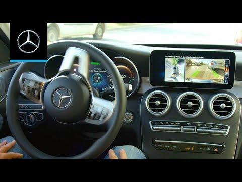 how-to-use-active-parking-assist-in-the-mercedes-benz-c-class-(2019)