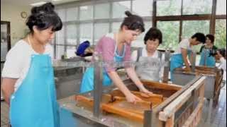 Washi, craftsmanship of traditional Japanese hand-made paper