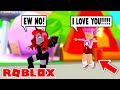 I Went On The WEIRDEST Blind Date EVER In Adopt Me!  (Roblox)