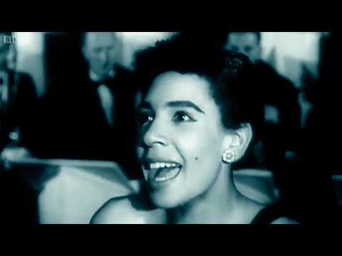 Sleduj Shirley Bassey’s First TV Appearance “Burn My Candle” (At Both Ends) 1956 [HD-Remastered TV Audio] na YouTube