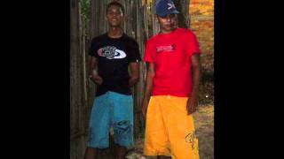 MELÔ DE ROSILENE SLY FOX