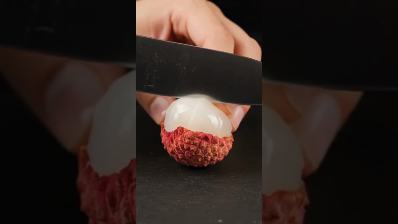 🍒 Ultra Close Lychee Slice ASMR  Juicy Crunch & Soft Flesh Reveal!