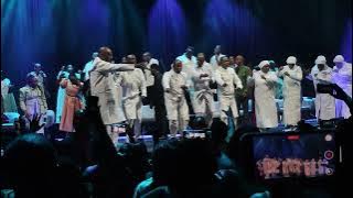 Spirit of Praise & Pastor Mandla - Bamba Mzalwane