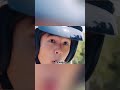 Un hombre le quita las llaves del coche a un policía. #shrots #movie