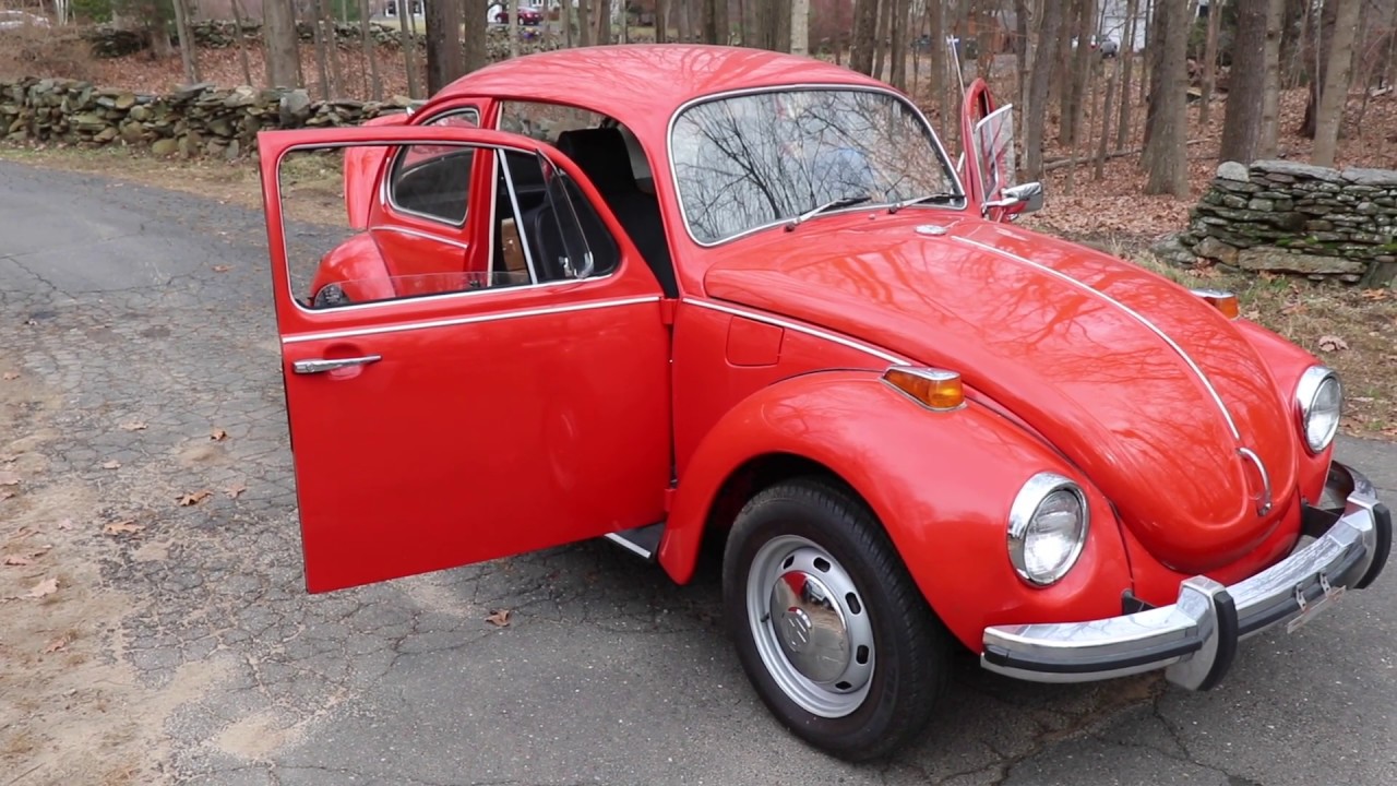 ヤ*ミ様 CHUMS BEETLE TYPE 1 2012 Volkswagen Beetle Low Ride Yellow with Roof Rack and Luggage