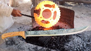 KNIFE MAKING - FORGING A SHARPEST MACHETE FROM AN OLDEST SPROCKET