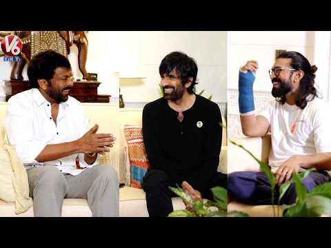 Mega Mass Moment : Irumudi Team Meets Chiranjeevi & Ram Charan | Ravi Teja | V6ENT