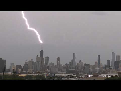 Lightning strikes the John Hancock in Chicago, captured at 6,002 FPS!