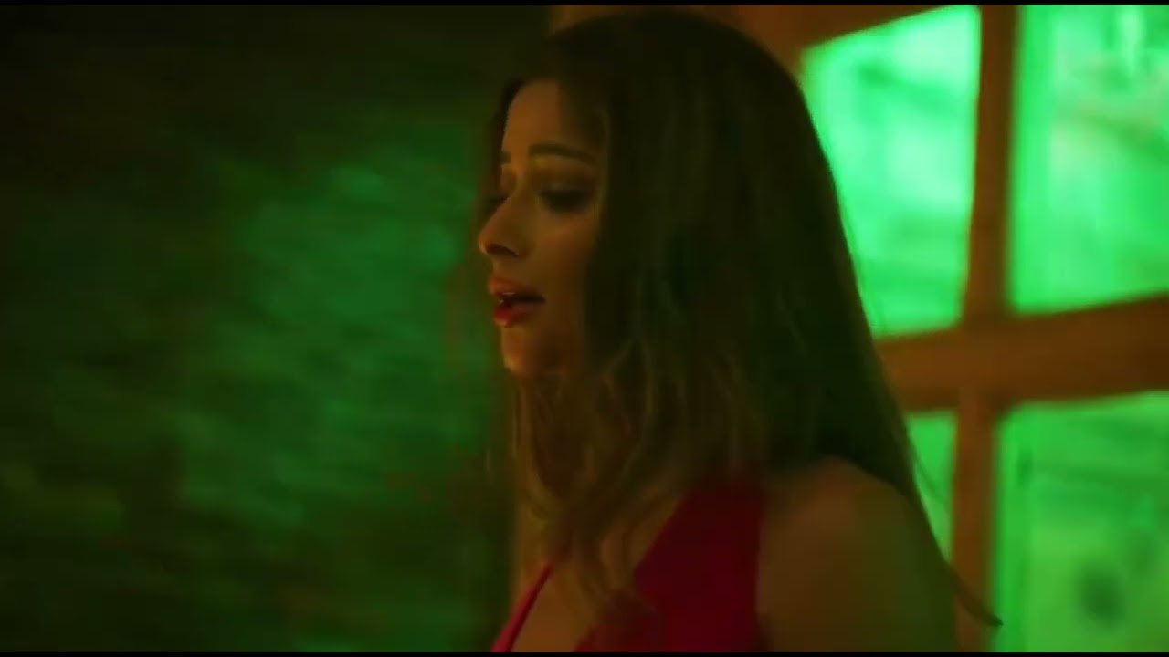 Fuh se fantasy season 2 episode 1 hot scene🤤Arjit taneja and nyraa banerjee kiss and sex🥰