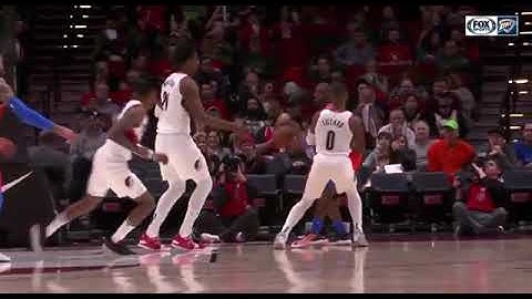 Chris Paul Takes The Triple Team To Find A Wide Open Steven Adams