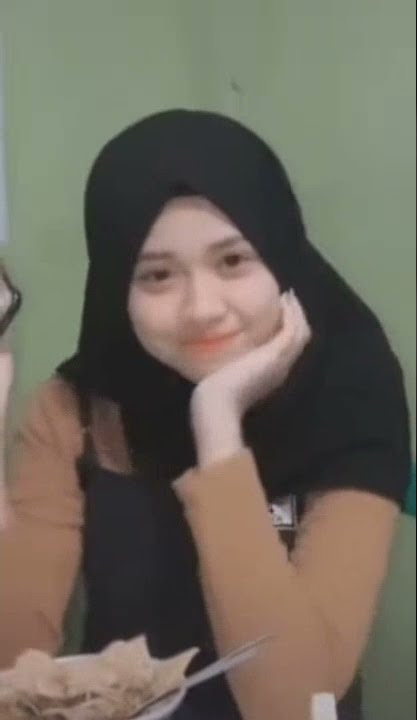 Video Halu makan bareng cewe cantik buat story wa.