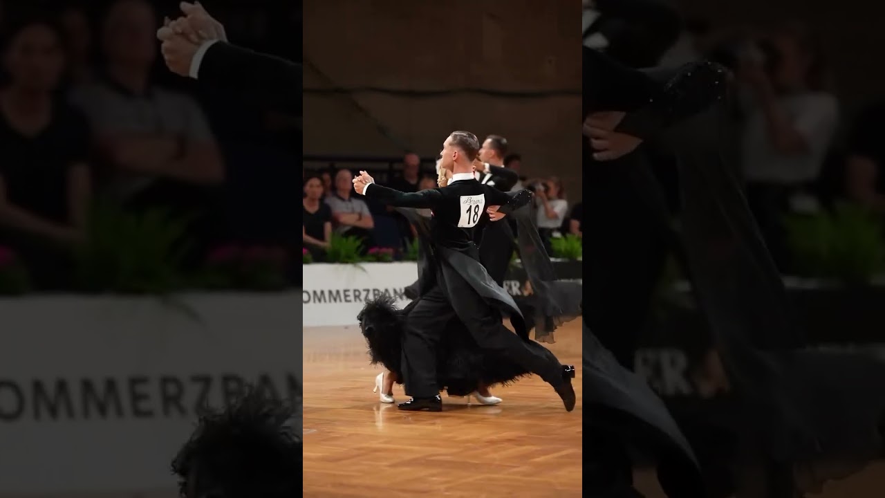 Matching in black 🖤 Effortless perfection 🖤 🇵🇱 Mateusz Stawowy - Sara Silva @studiopm